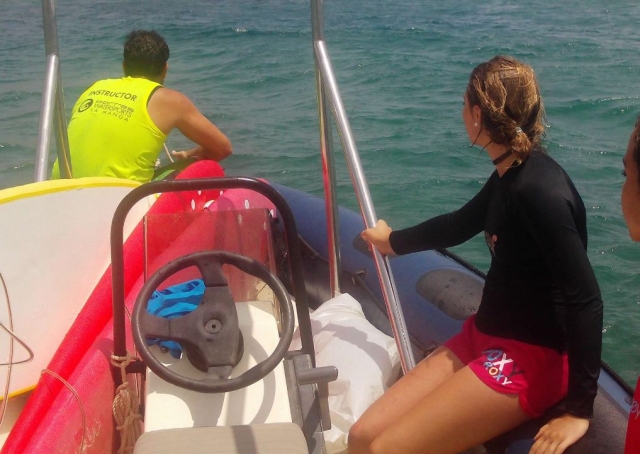 Con el instructor en el barco